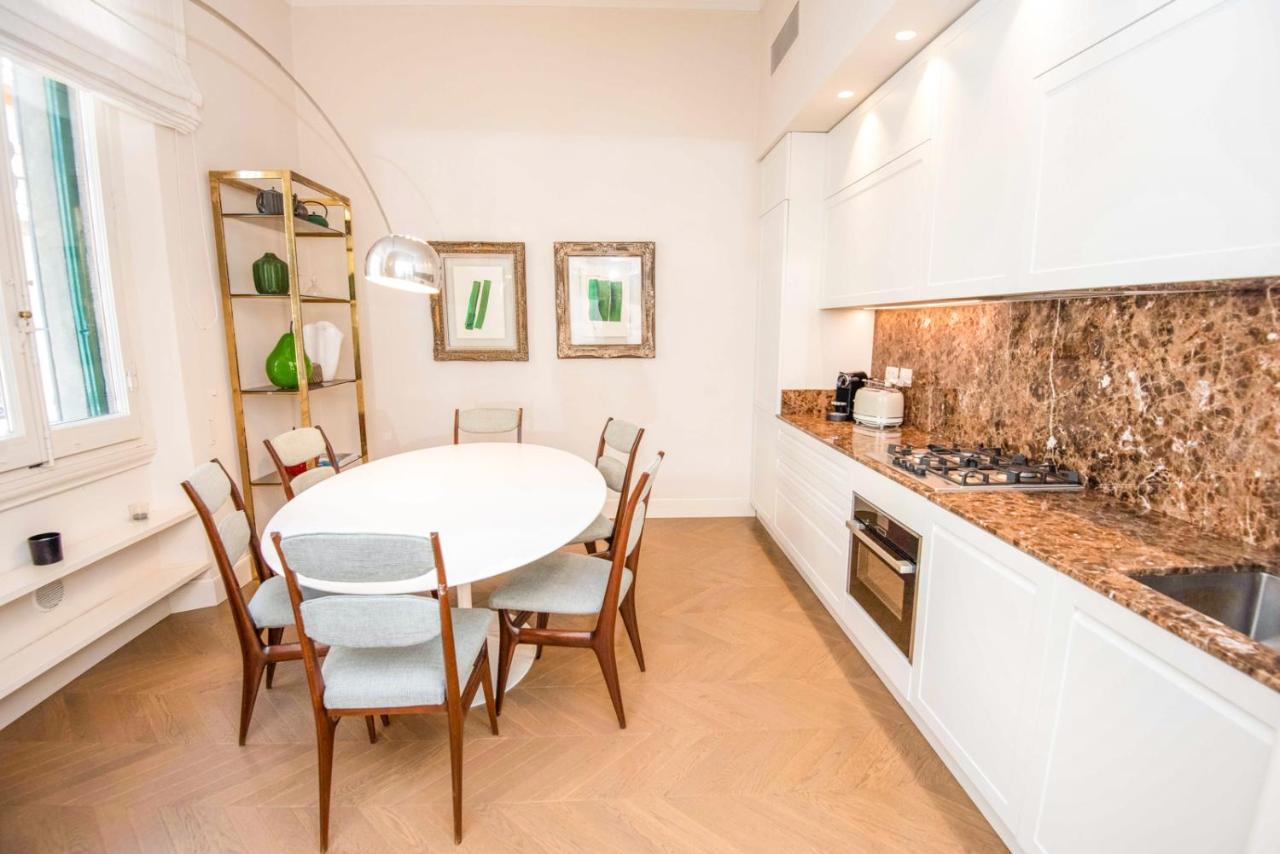 Raffaello Apartment By Firenze Prestige Bagian luar foto